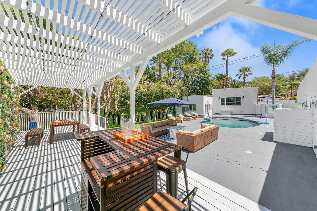 Studio City Contemporary Villa With Pool Sleeps 10 Лос-Анджелес Екстер'єр фото