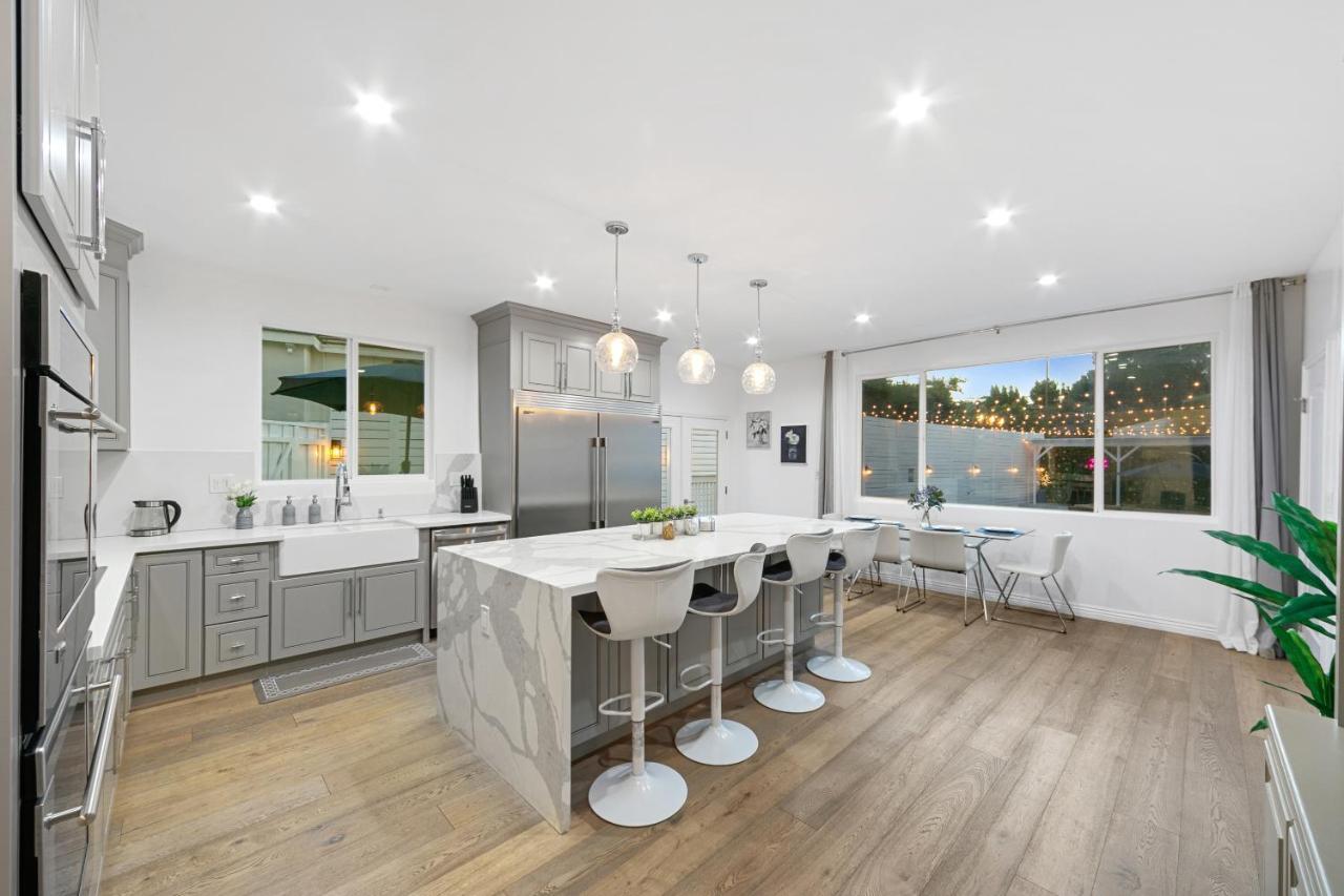 Studio City Contemporary Villa With Pool Sleeps 10 Лос-Анджелес Екстер'єр фото