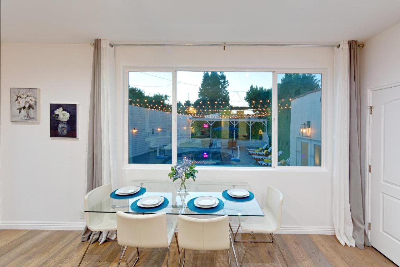 Studio City Contemporary Villa With Pool Sleeps 10 Лос-Анджелес Екстер'єр фото