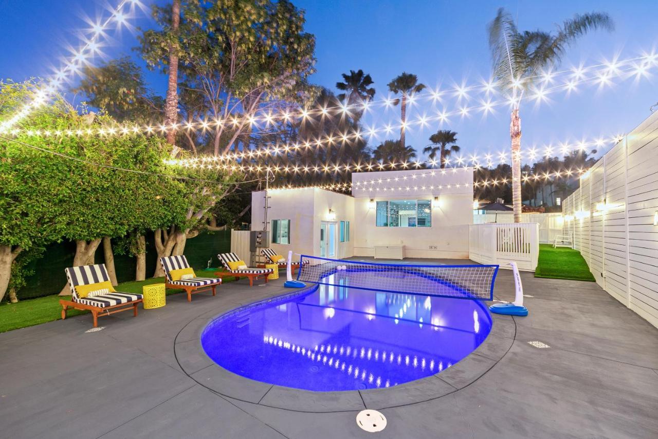 Studio City Contemporary Villa With Pool Sleeps 10 Лос-Анджелес Екстер'єр фото